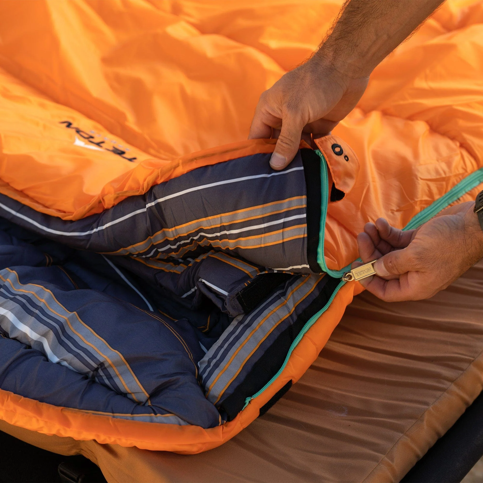 Celsius Regular 0˚F Sleeping Bag - Image 3