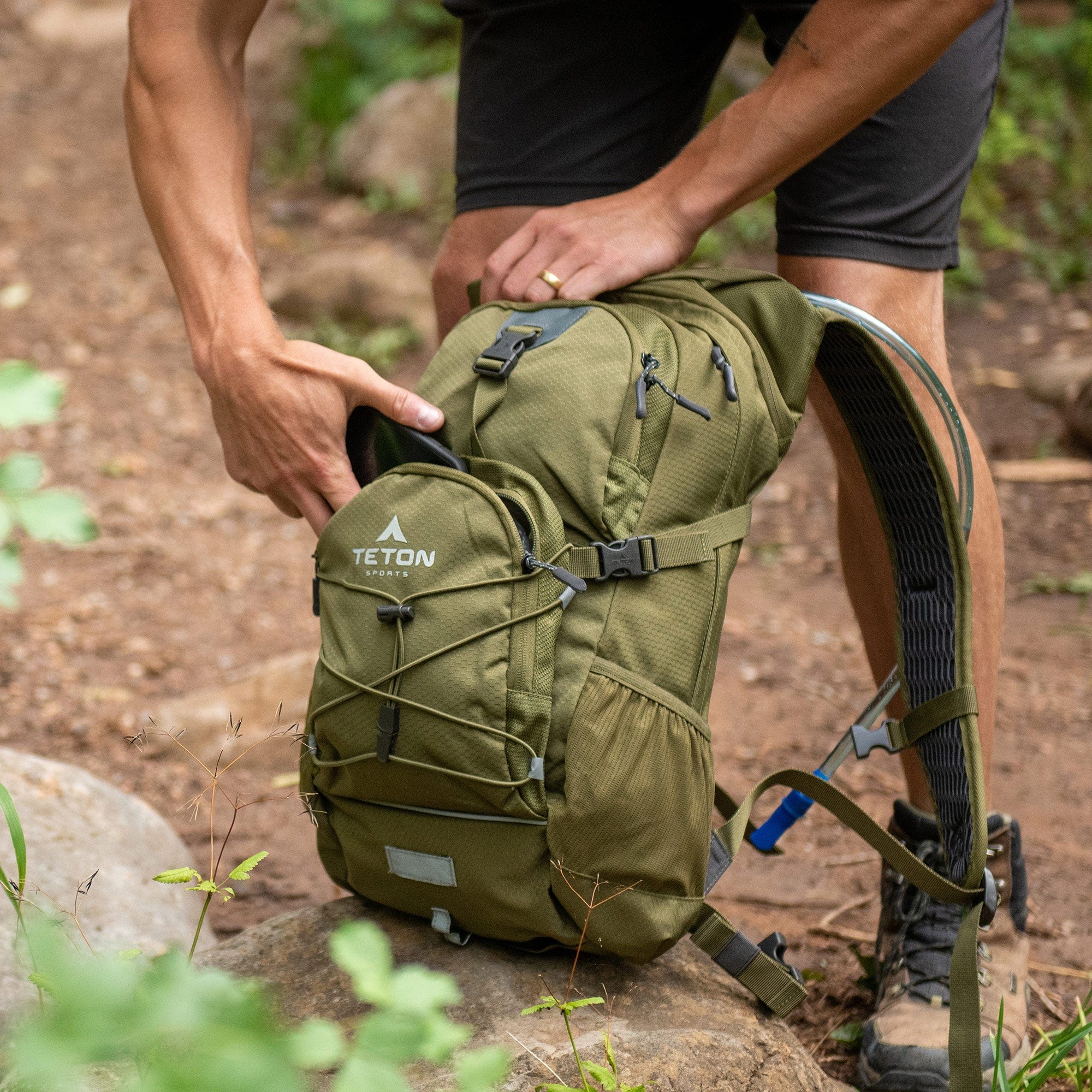 Oasis Hydration Pack - Image 11